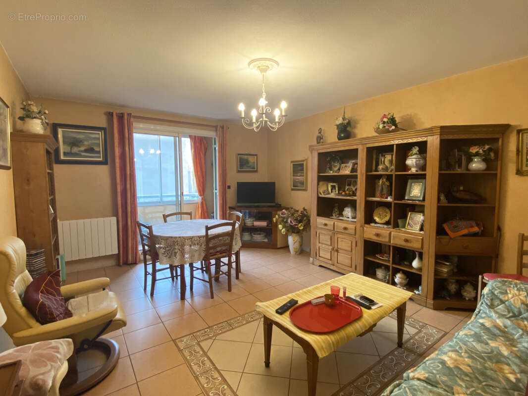 Appartement à SANARY-SUR-MER