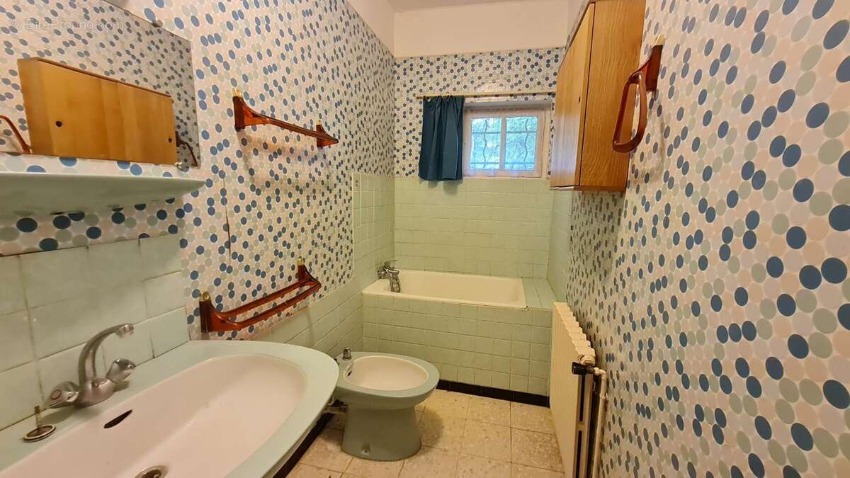 Maison à VILLENEUVE-LES-AVIGNON