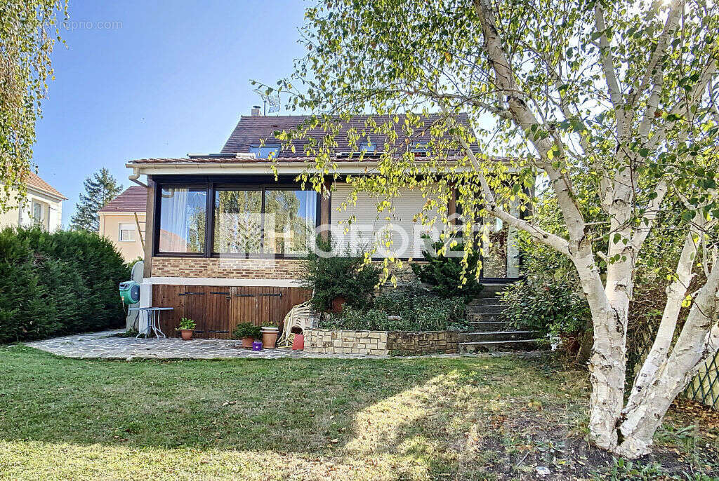 Maison à CHAMPIGNY-SUR-MARNE