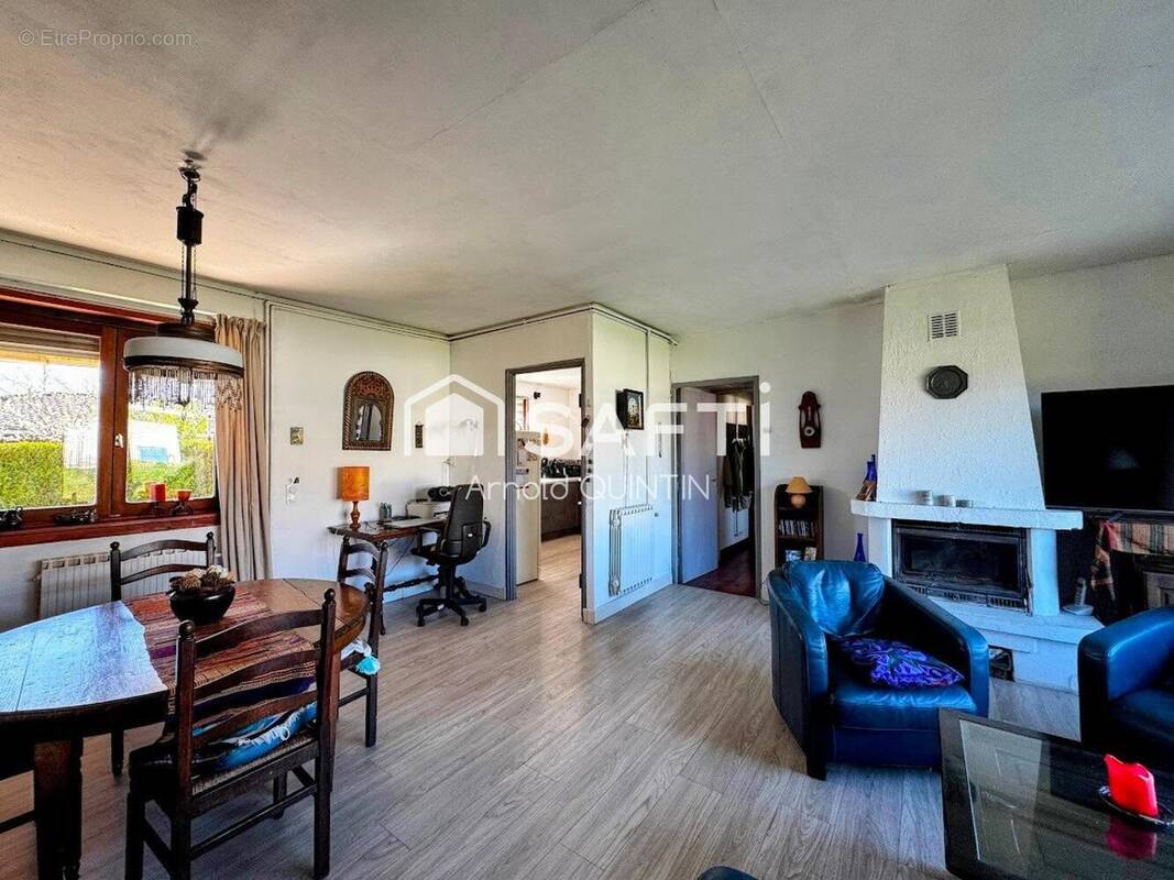 Photo 1 - Maison à ETAIN