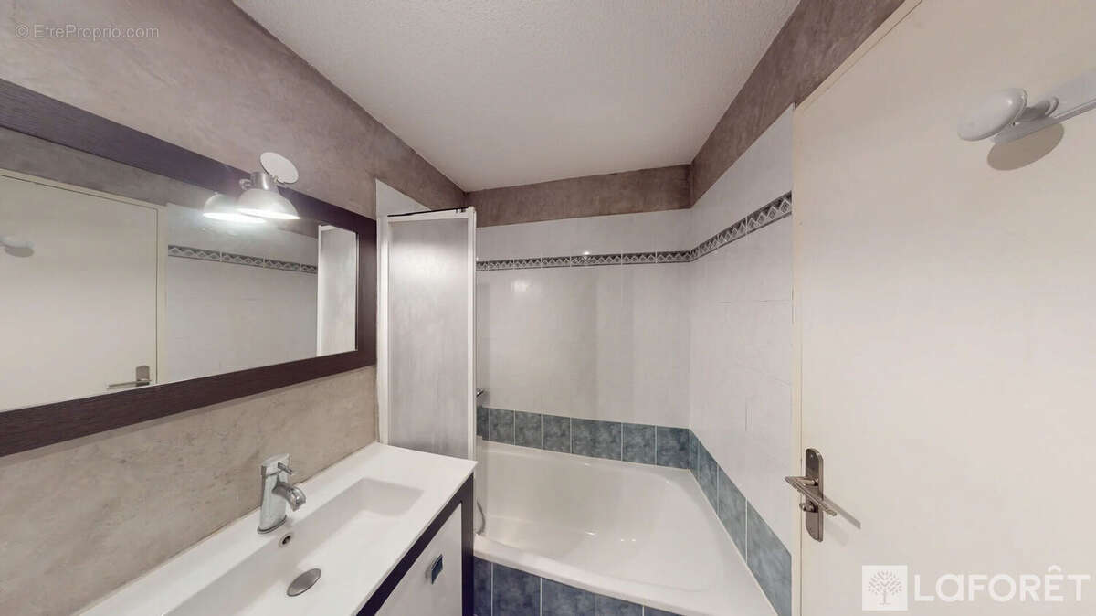 Appartement à FREJUS