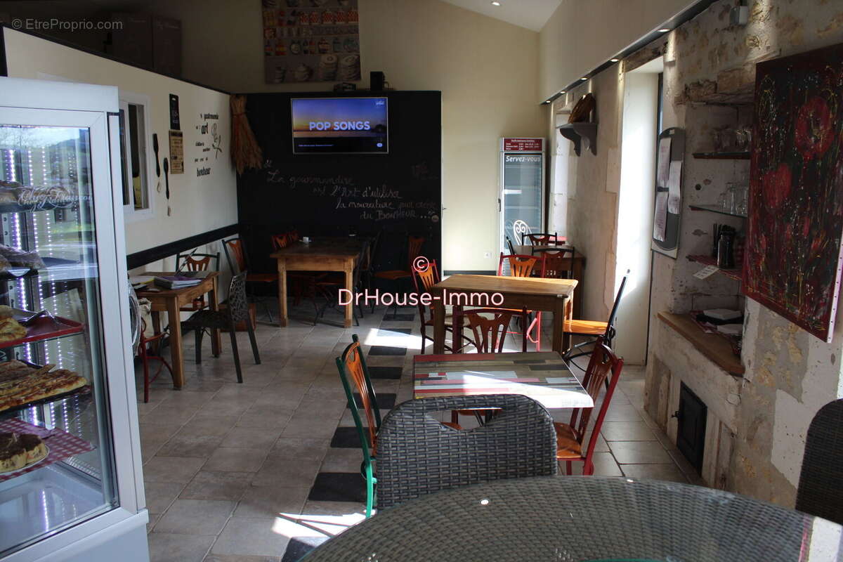 Commerce à CHADURIE