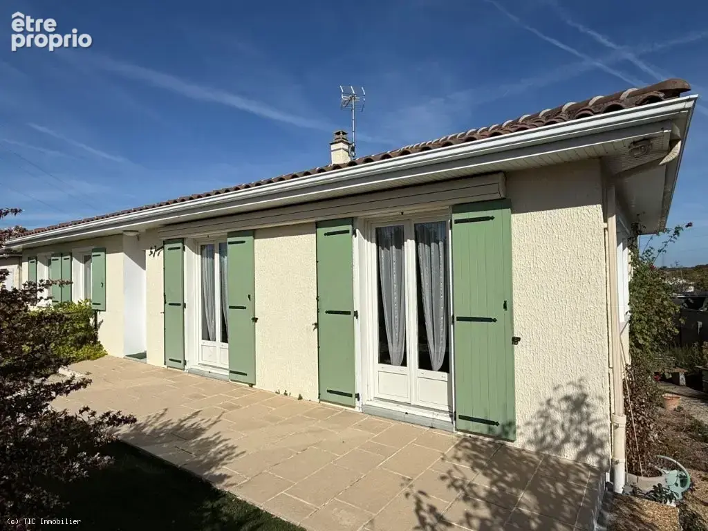 Pavillon de Plain-Pied à Ruffec : 5 Chambres et Jardin Clos - photo 22