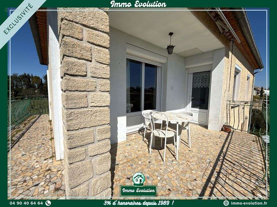 Maison à CAMARET-SUR-AIGUES