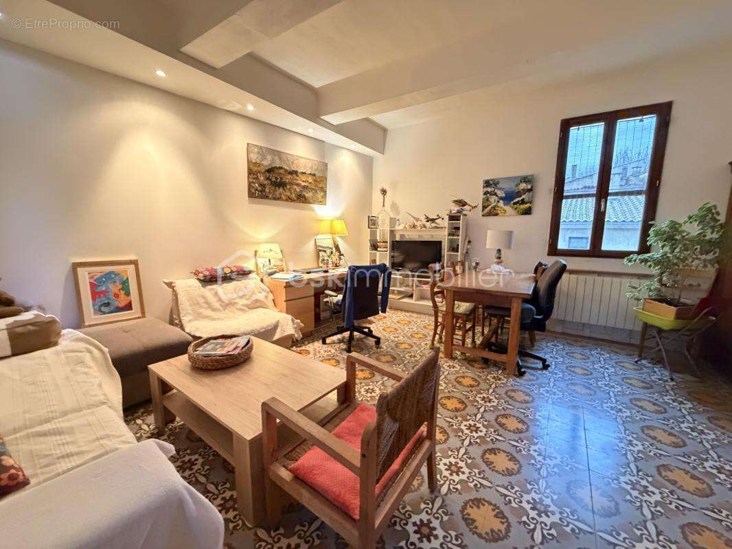 Appartement à SAINT-LAURENT-D'AIGOUZE