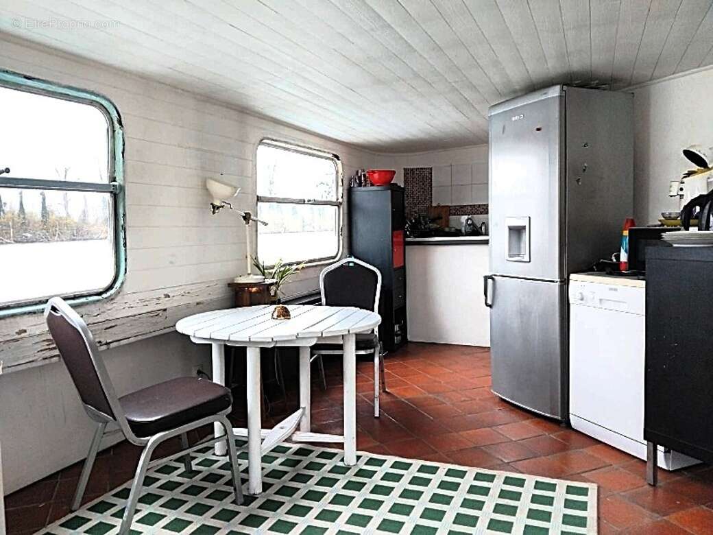 Maison 150 m² à Conflans-Sainte-Honorine  - photo 8