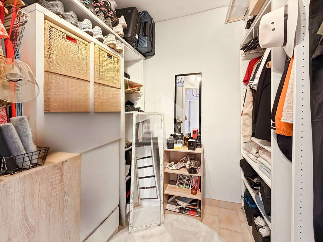 Appartement à MARSEILLE-10E