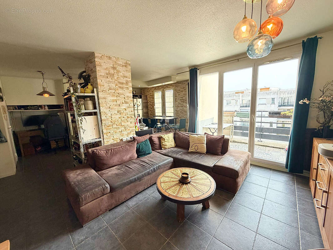 Appartement Cergy 3 pièce(s) 67.58 m2 - photo 2