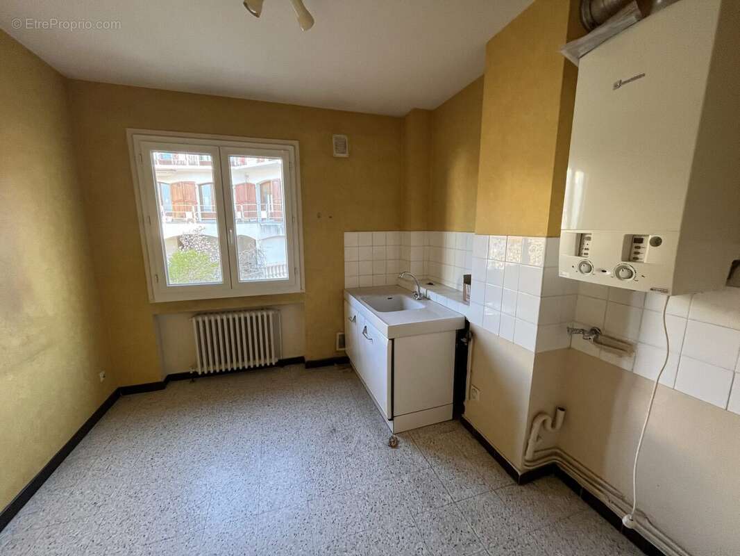 Appartement à SAINT-ETIENNE