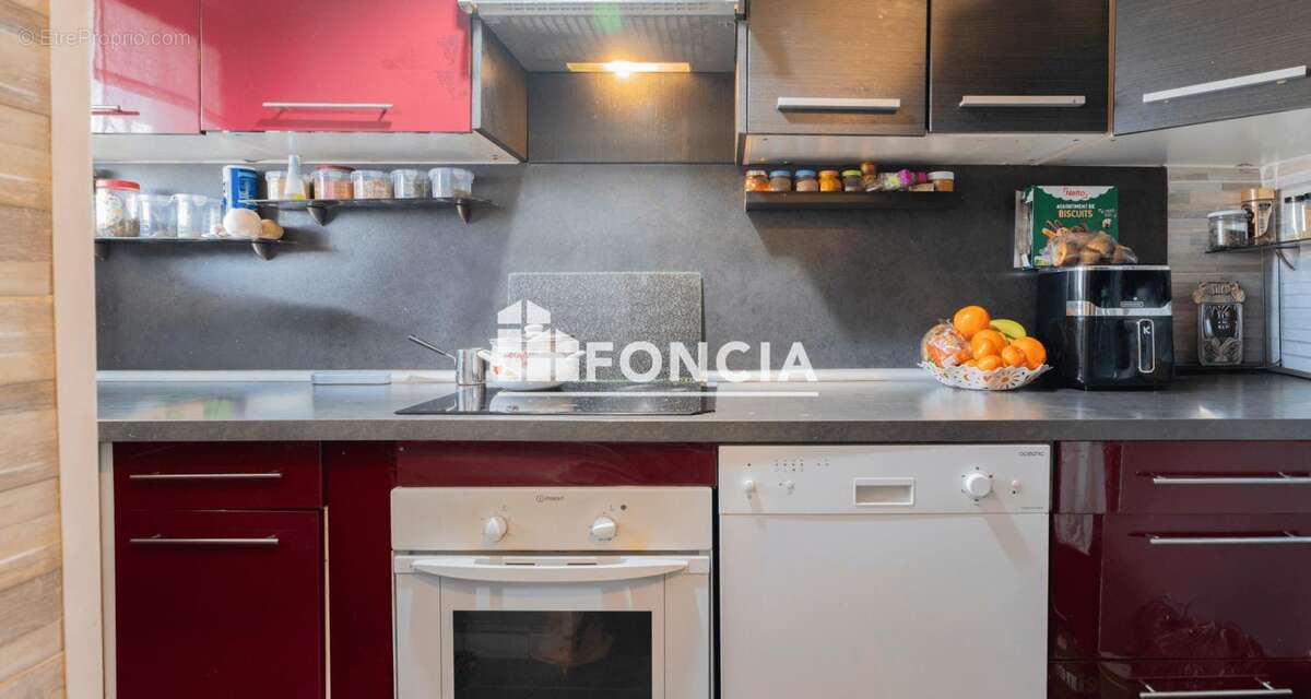 Appartement à MARSEILLE-9E