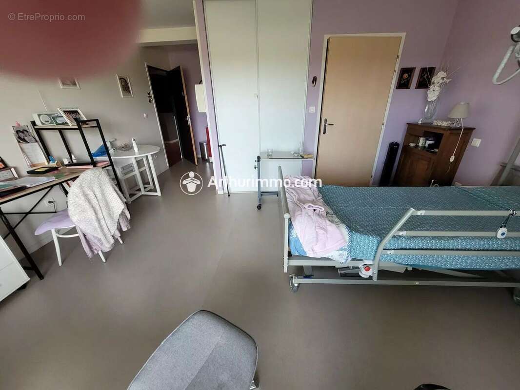 Appartement à SAINT-JEAN-D'ANGELY