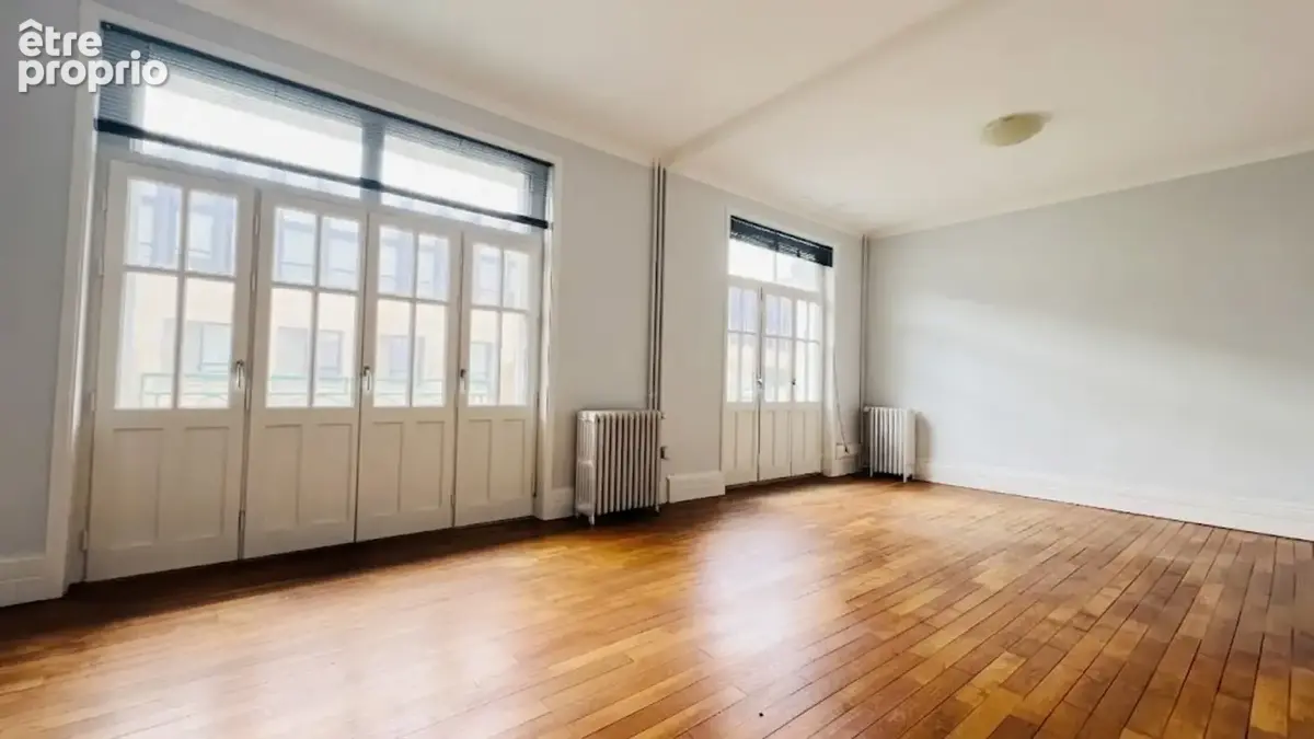 QUIMPER CENTRE (29) – Immeuble de 360 m² habitable avec jardin et garage - photo 4