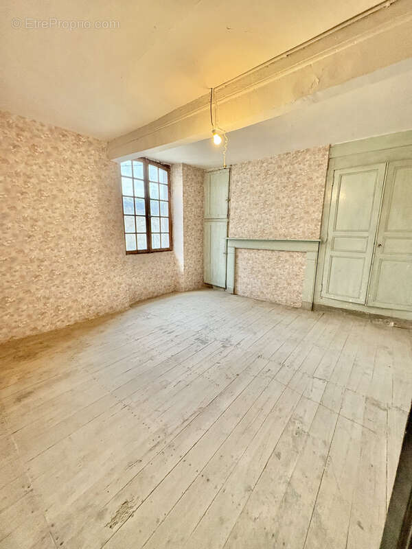 Maison à LA ROMIEU