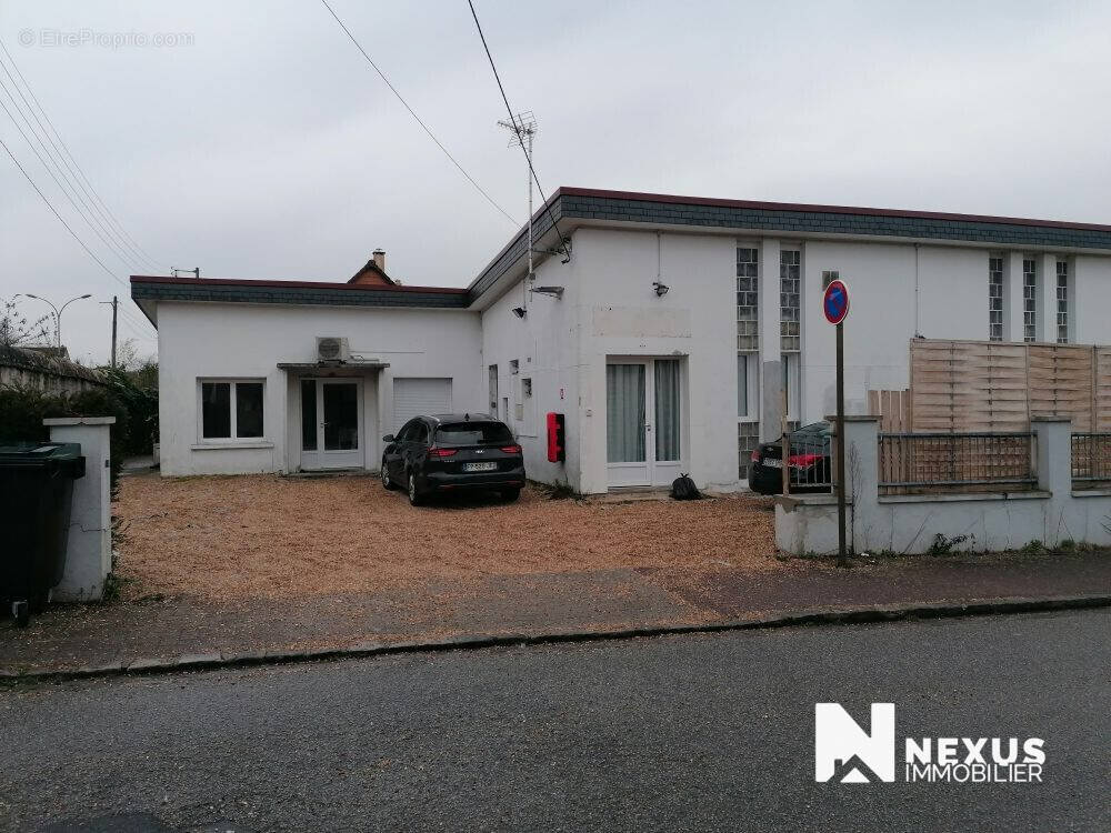Appartement à SAINT-ETIENNE-DU-ROUVRAY