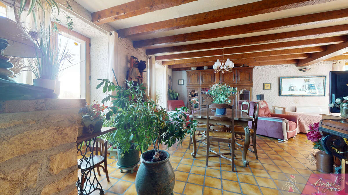Maison à CHOISEY