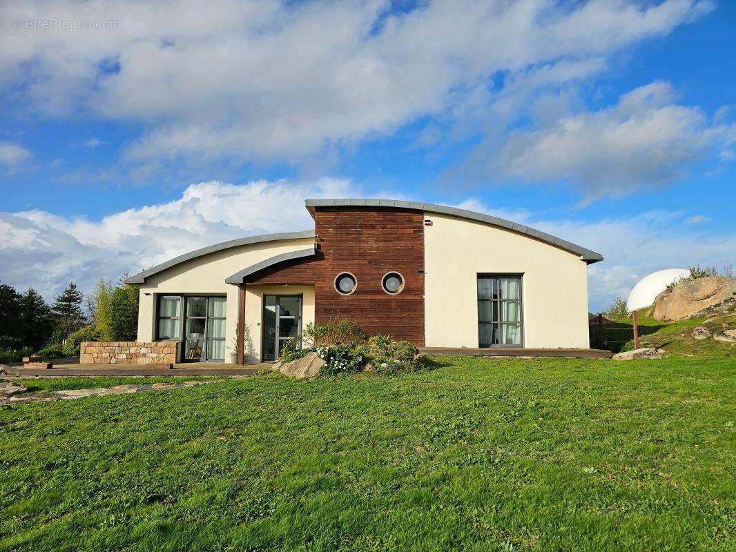 Maison à PLEUMEUR-BODOU