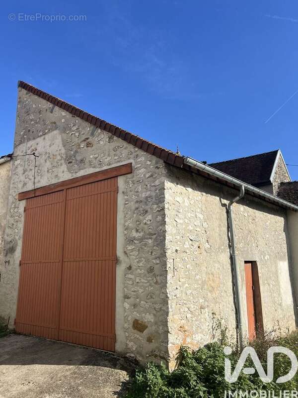 Photo 2 - Maison à JOUY-SUR-MORIN