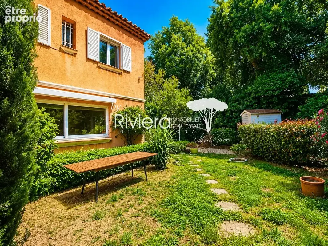 Cavalaire dans domaine privé - villa  4 chambres avec piscin - photo 15