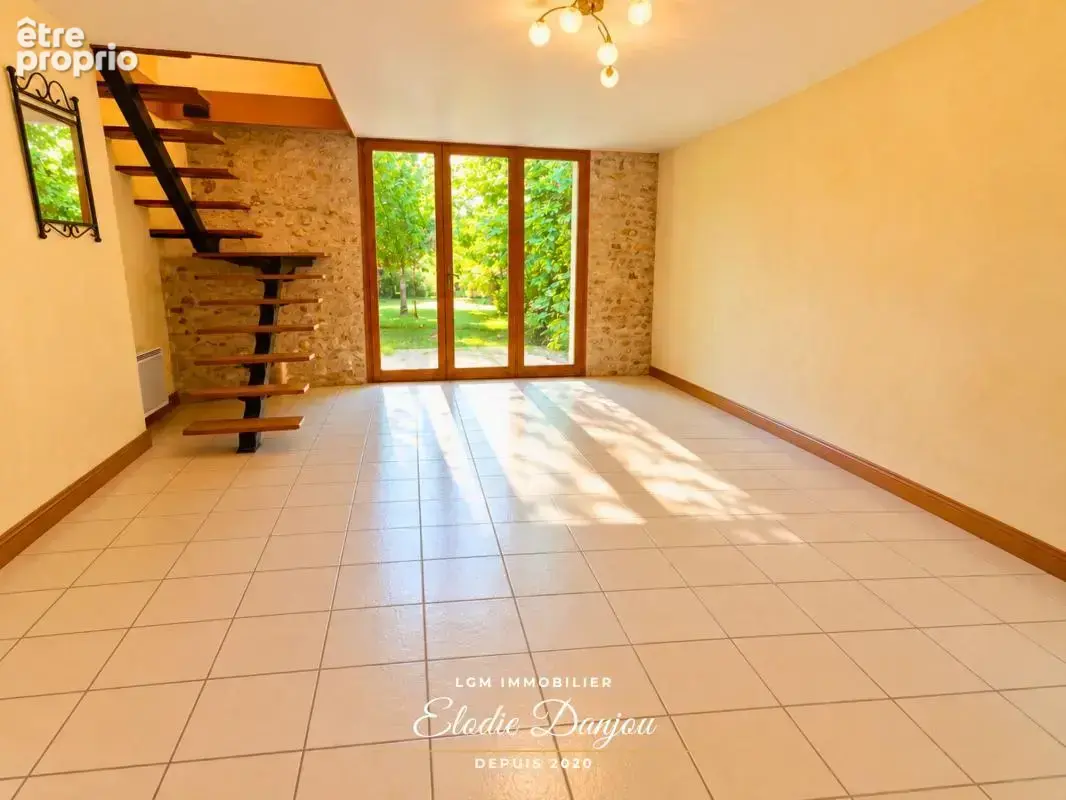 Longère de caractère – 150 m² – 4 chambres + bureau – Jardin arboré et clos de 1 300 m² – Proche Châteaudun - photo 5