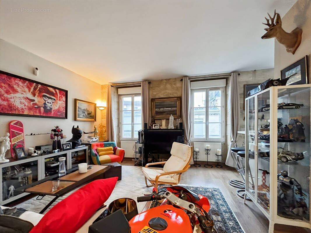 Appartement à BORDEAUX