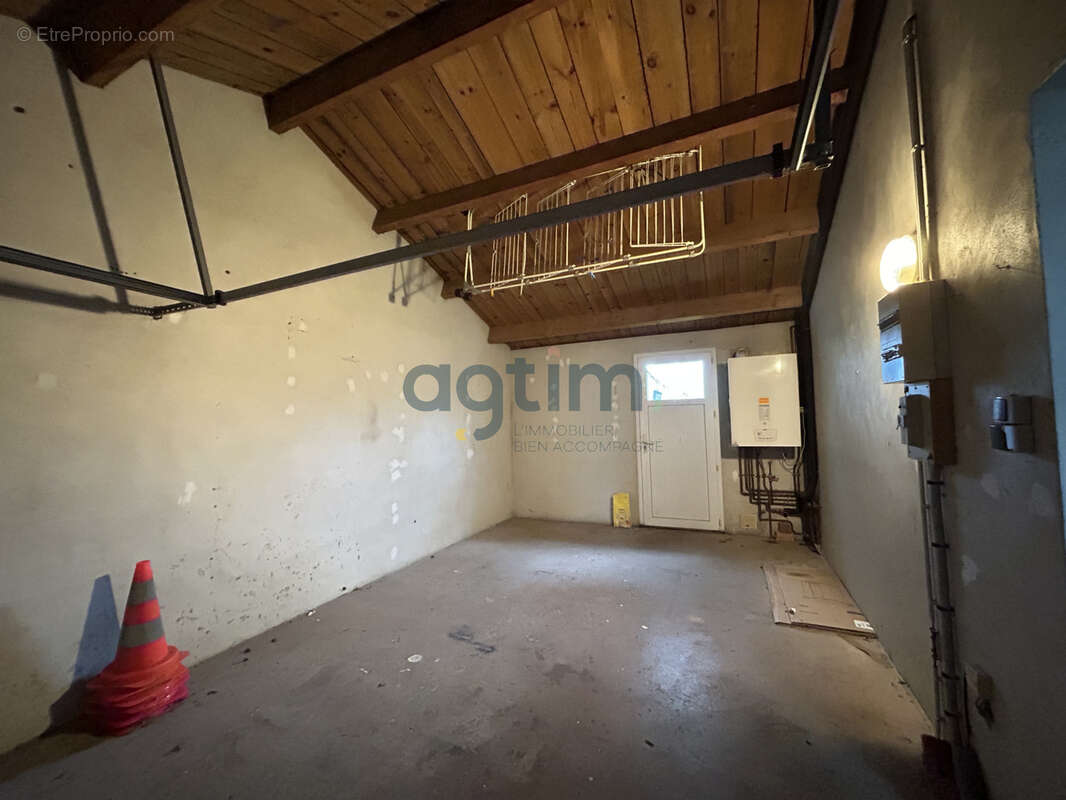 25 minutes de NANTES: MONTAIGU-VENDEE, Boufféré, centre, maison à étage, 126m2 hab, 4 chambres, garage, terrai - photo 13