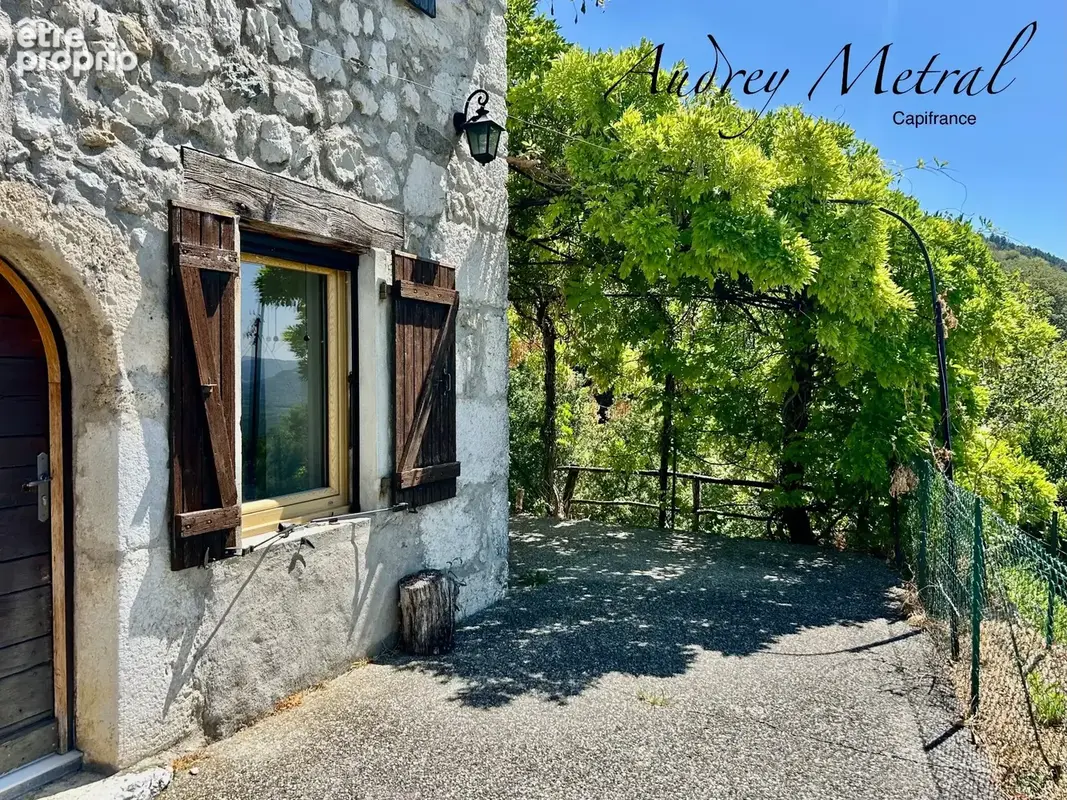 Maison en pierre à vendre à SERRIERES EN CHAUTAGNE (73) vue imprenable, 50 min de Genève et Annecy, 35 min d'Aix-les-Bains - photo 6