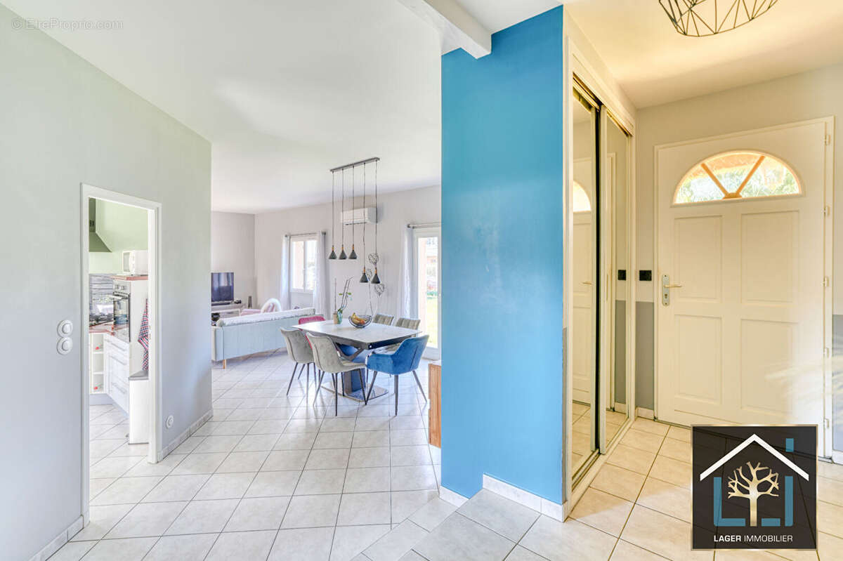 Maison à VILLARS-LES-DOMBES