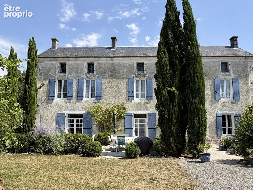 Maison à DAMPIERRE-SUR-BOUTONNE
