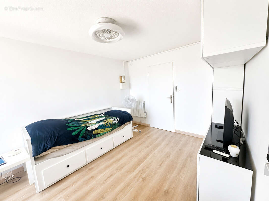 Carnon beau studio renove - terrasse - parking - vue mer et etangs - photo 4