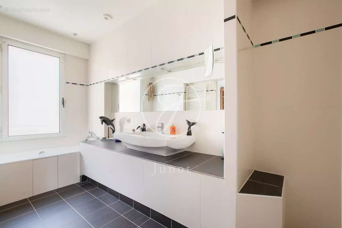 Appartement à VERSAILLES