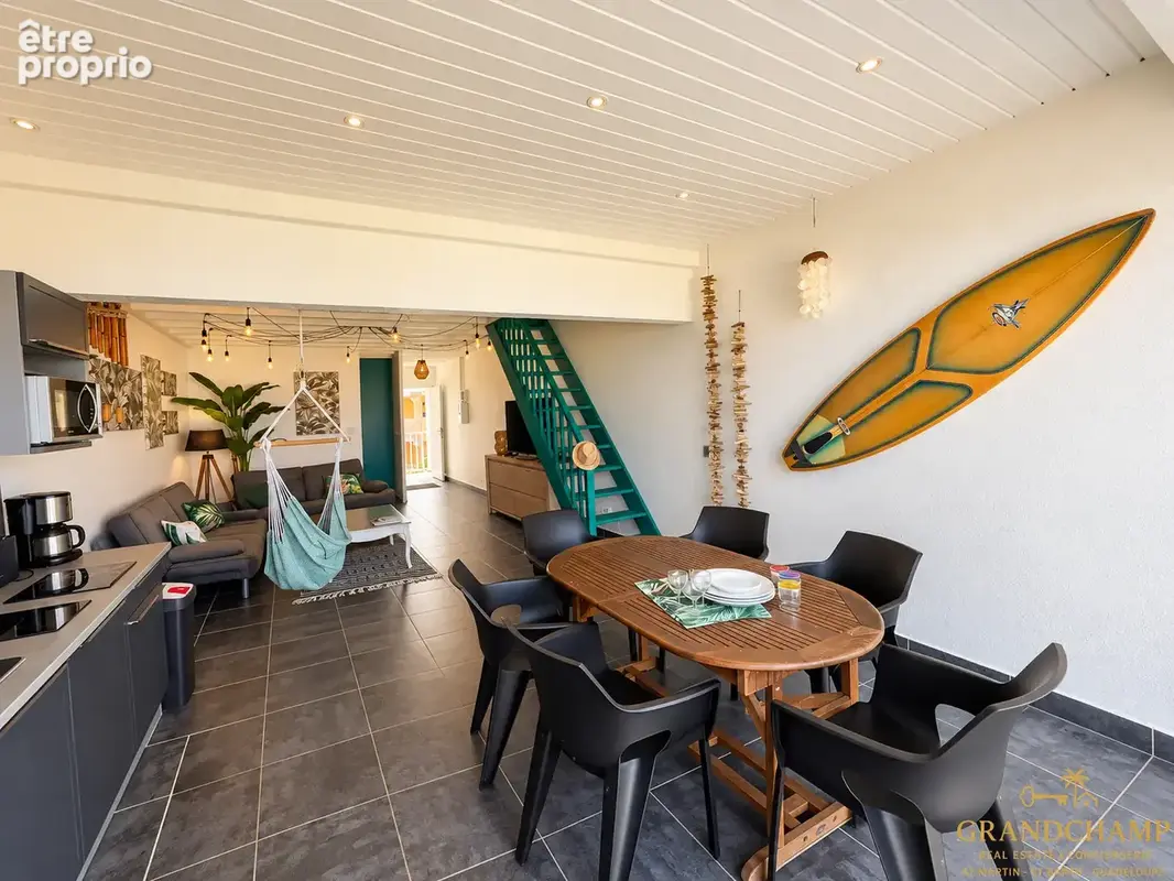 Baie nettlé   superbe duplex rénové et meublé - photo 2