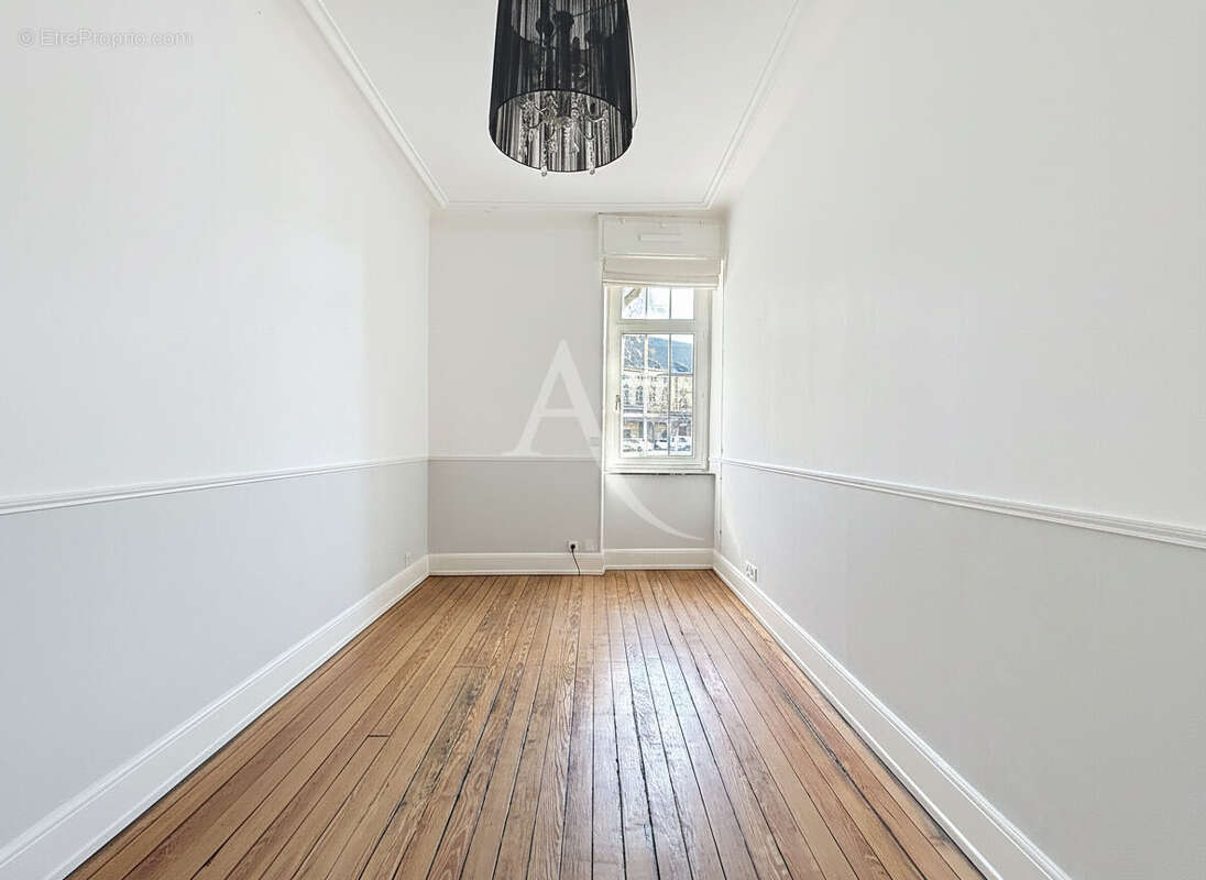 Appartement gare Metz 110m2 - 3 chambres - terrasse - cave - photo 5