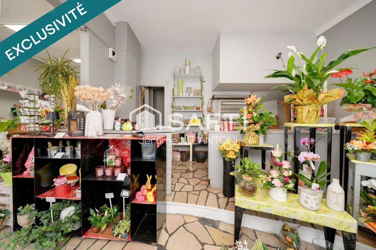 Photo 2 - Commerce à DIEULOUARD