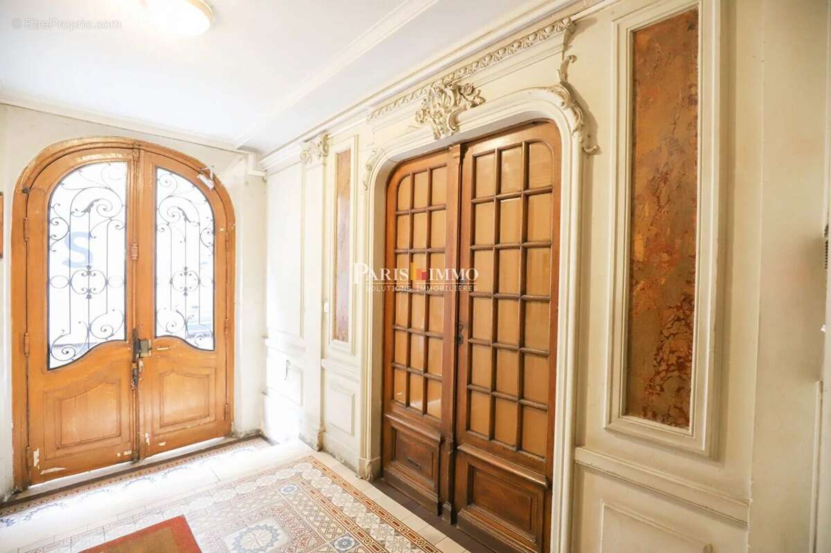 Appartement à PARIS-18E