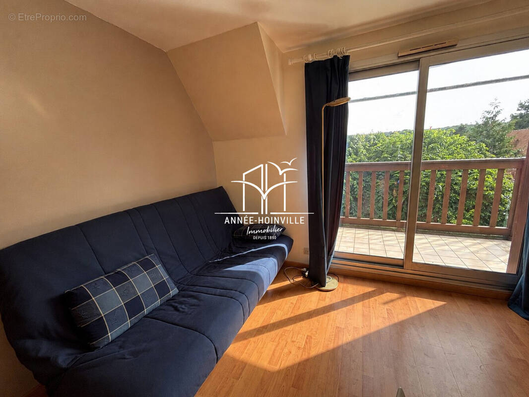 Appartement à TOURGEVILLE