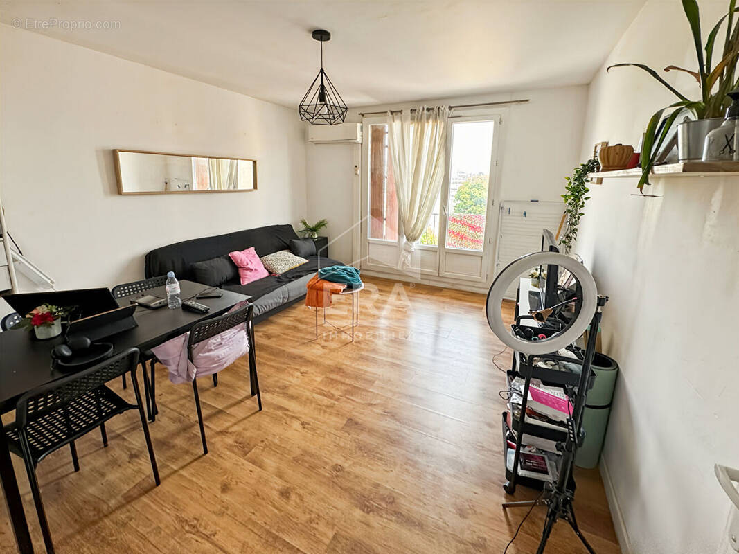 Appartement à MARSEILLE-10E