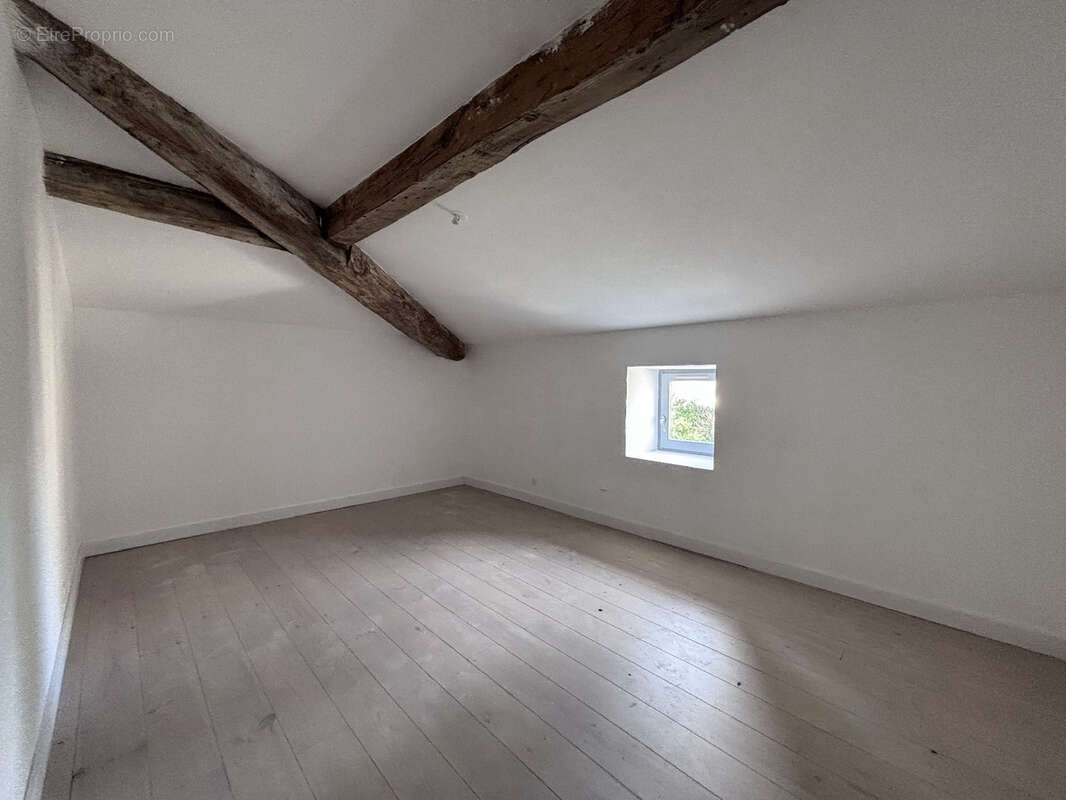 Appartement à SOMMIERES