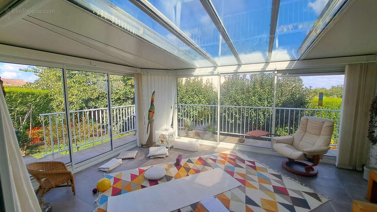 Maison à MESCHERS-SUR-GIRONDE