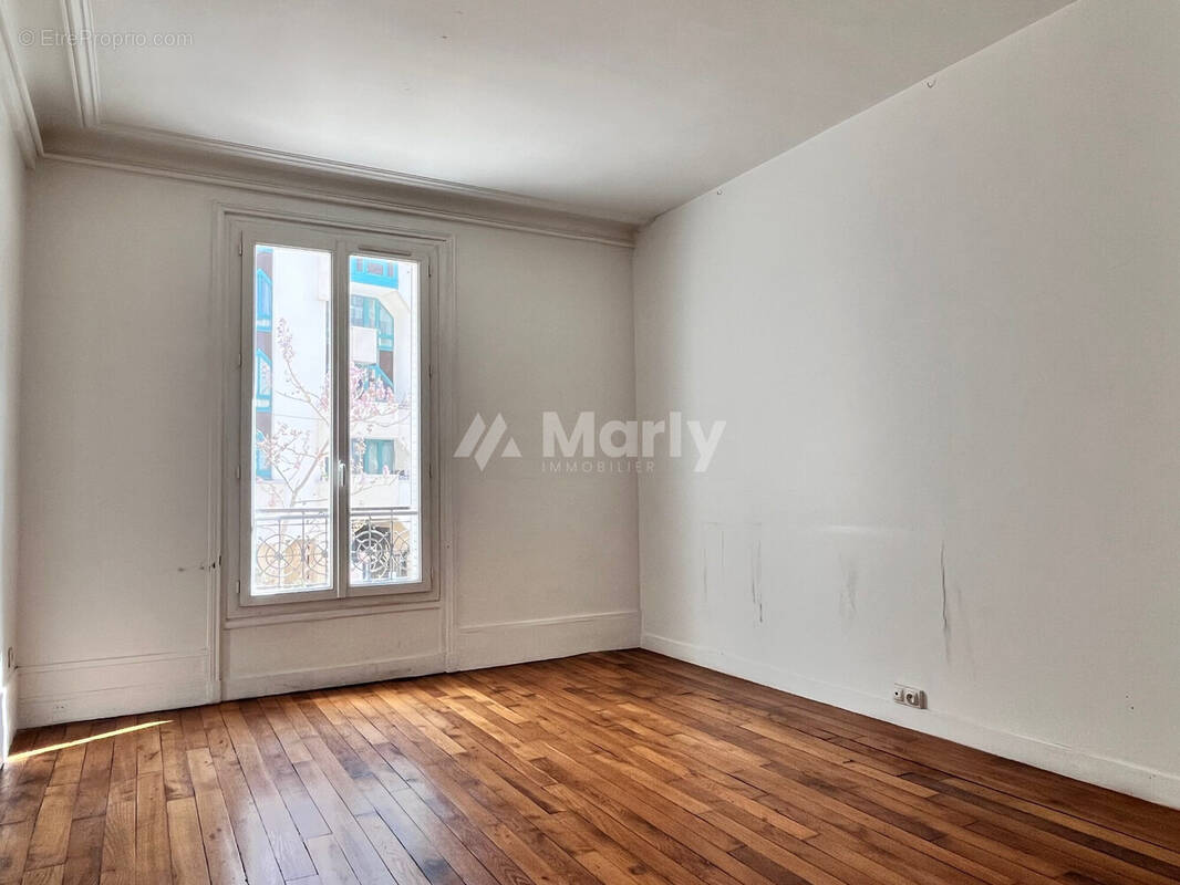 Appartement à PARIS-10E