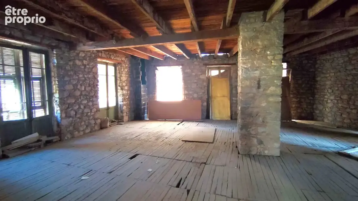 Maison 400 m² - Dépendance - Jardin - photo 18