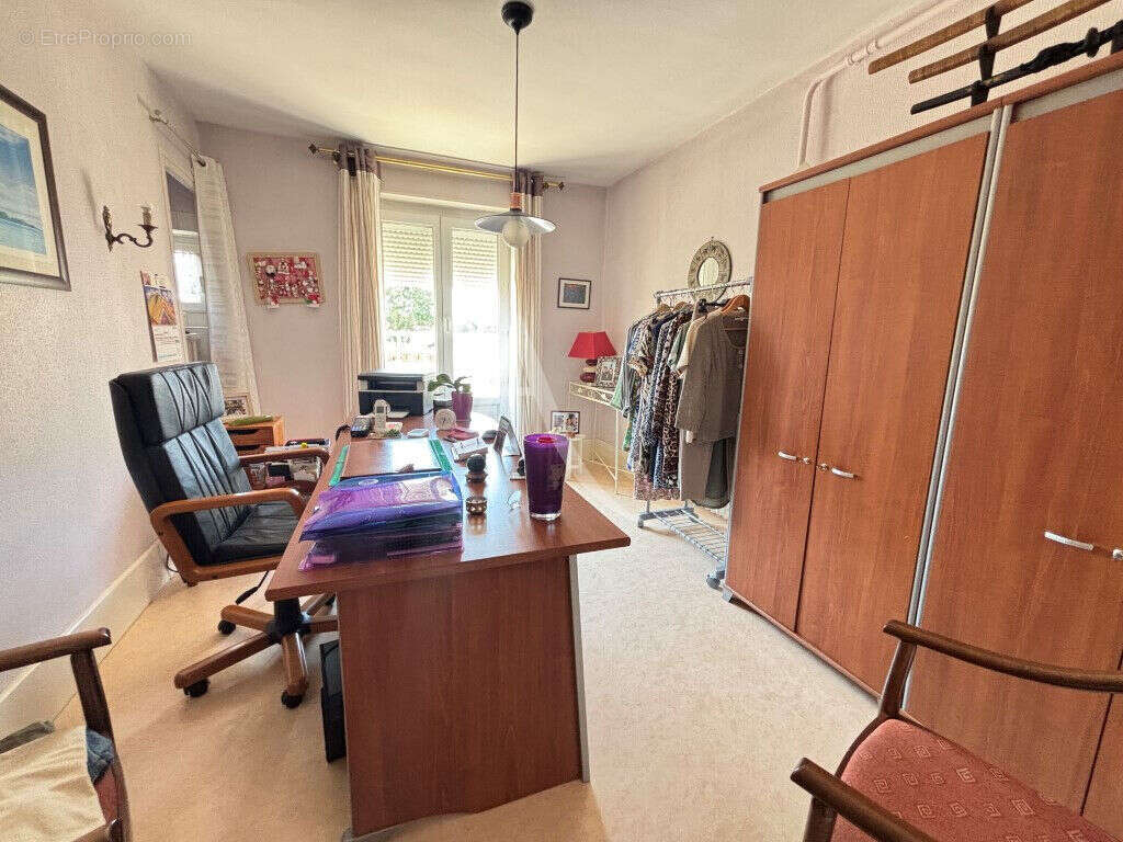 En vente - fourchambault - maison plain pied  4  chambres possible 5 - terrain - photo 6