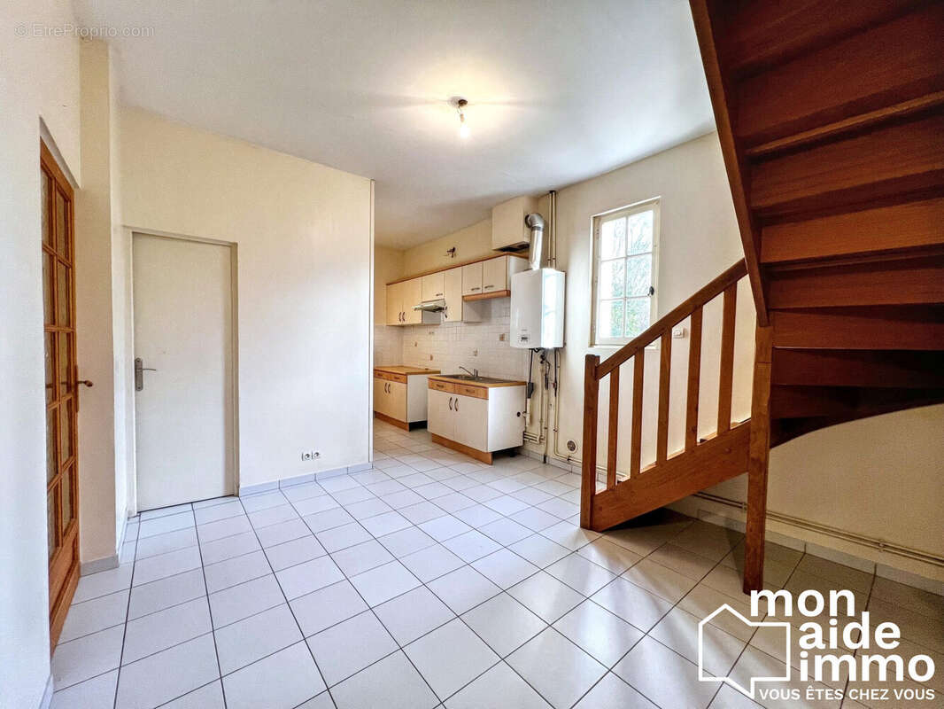 Appartement à COUTRAS