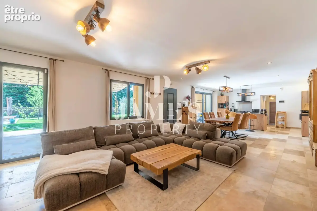 Maison 6 pièces 230 m² à vendre à Graveson (13690) - photo 6