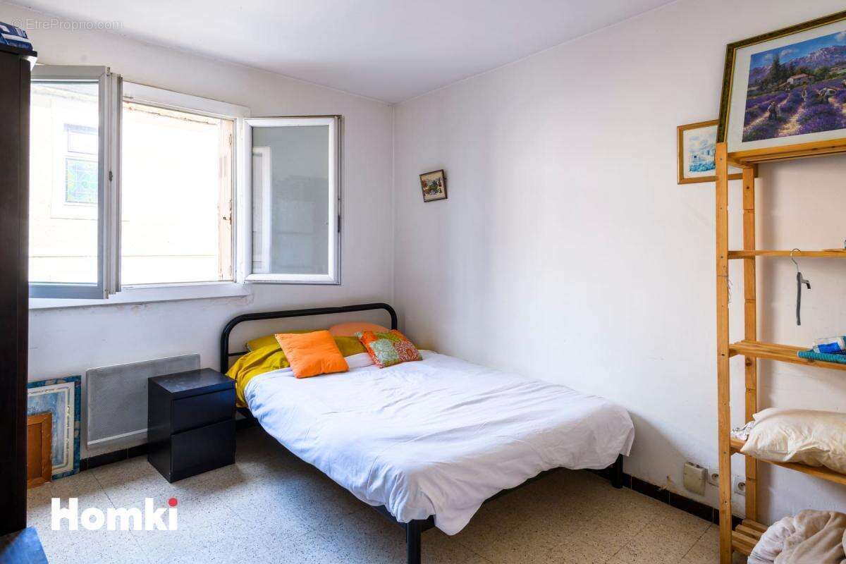 Appartement 3 pièces  de 67 m²  avec balcon à Nîmes, Rue Cordier - photo 11