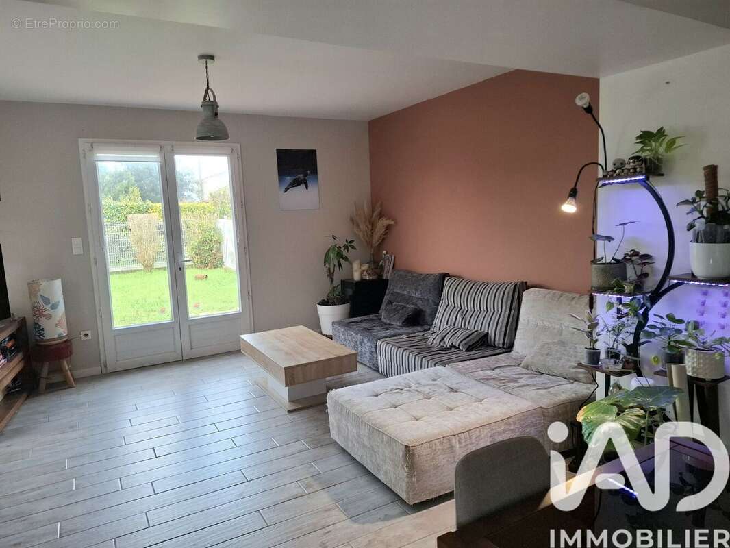Photo 7 - Maison à SAINT-JUST-LUZAC