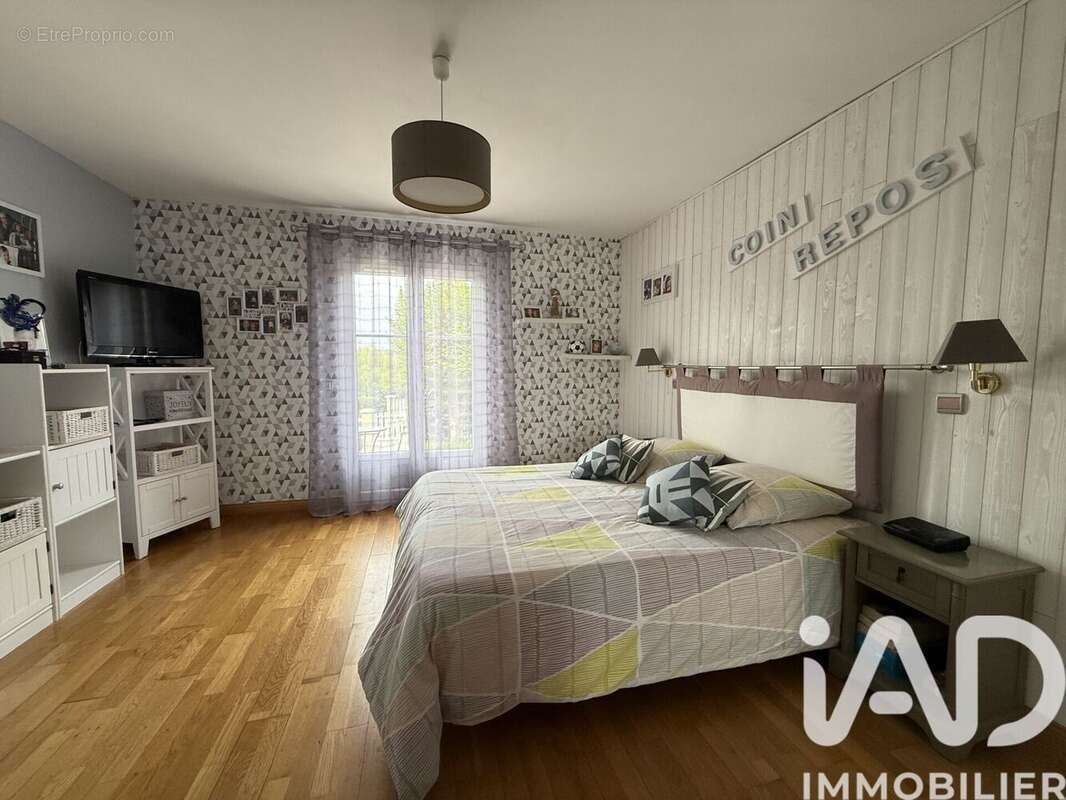 Photo 5 - Maison à CRECY-LA-CHAPELLE