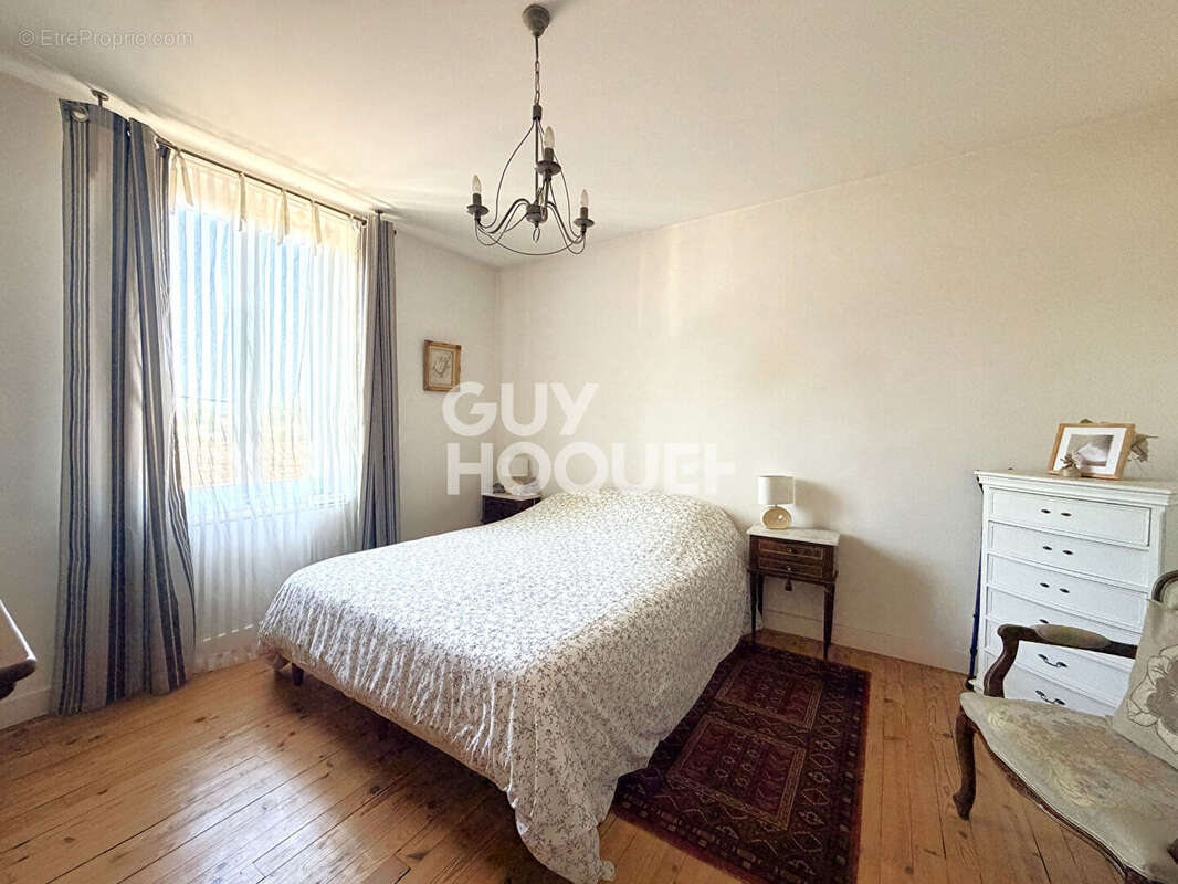 Maison de 126 m² à Saint Genis L'Argentiere - photo 6