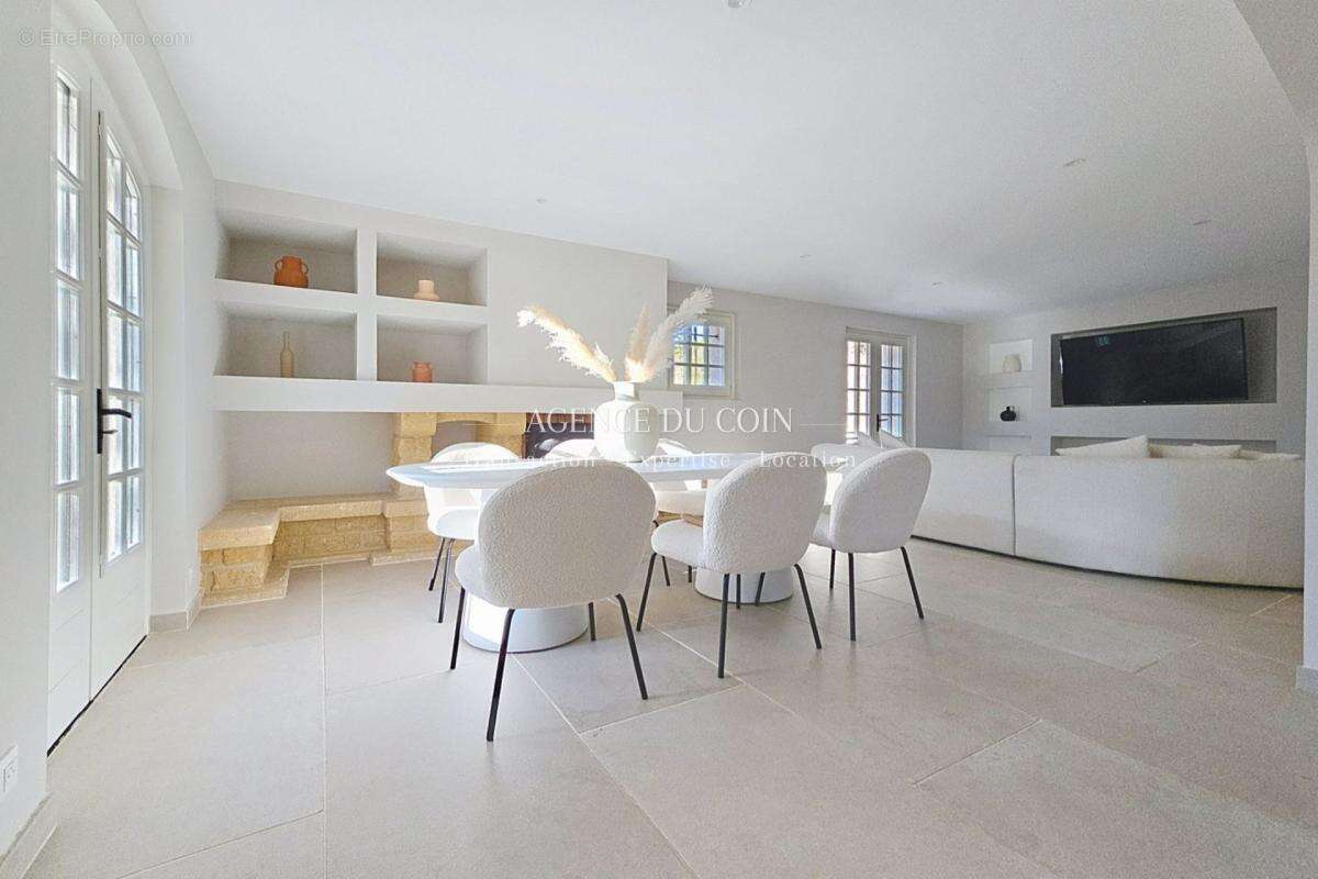 Maison à DRAGUIGNAN