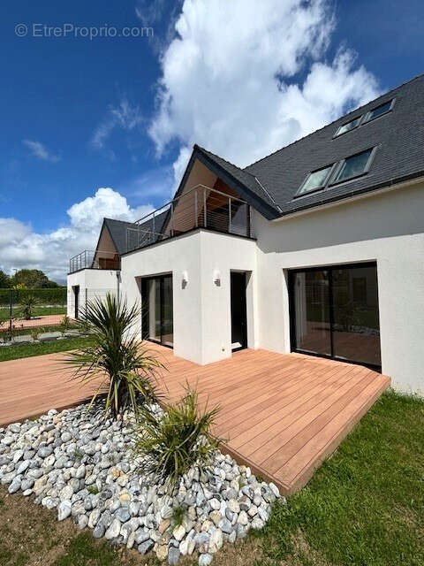 Benodet - a 2 pas de la plage - t4 neuf  de 97 m² prêt a habiter ! disponible de suite. - photo 2