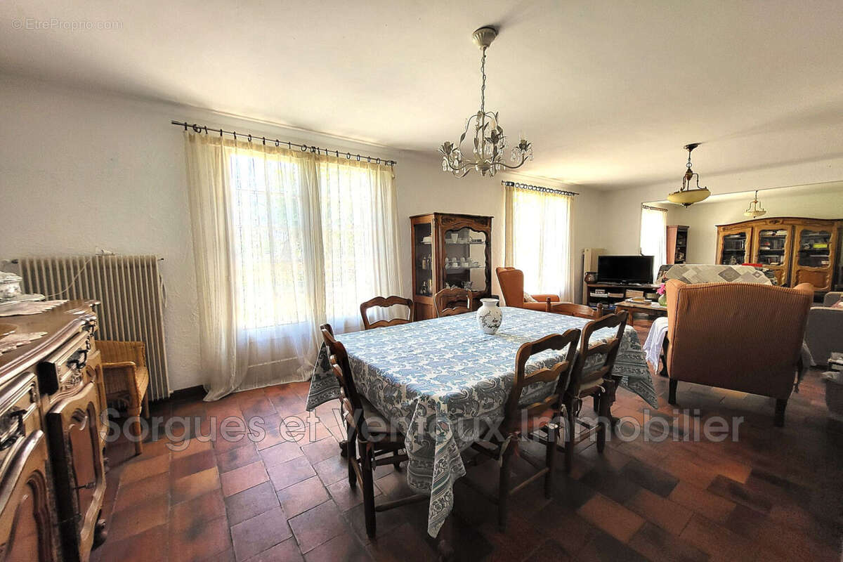 Maison à L&#039;ISLE-SUR-LA-SORGUE